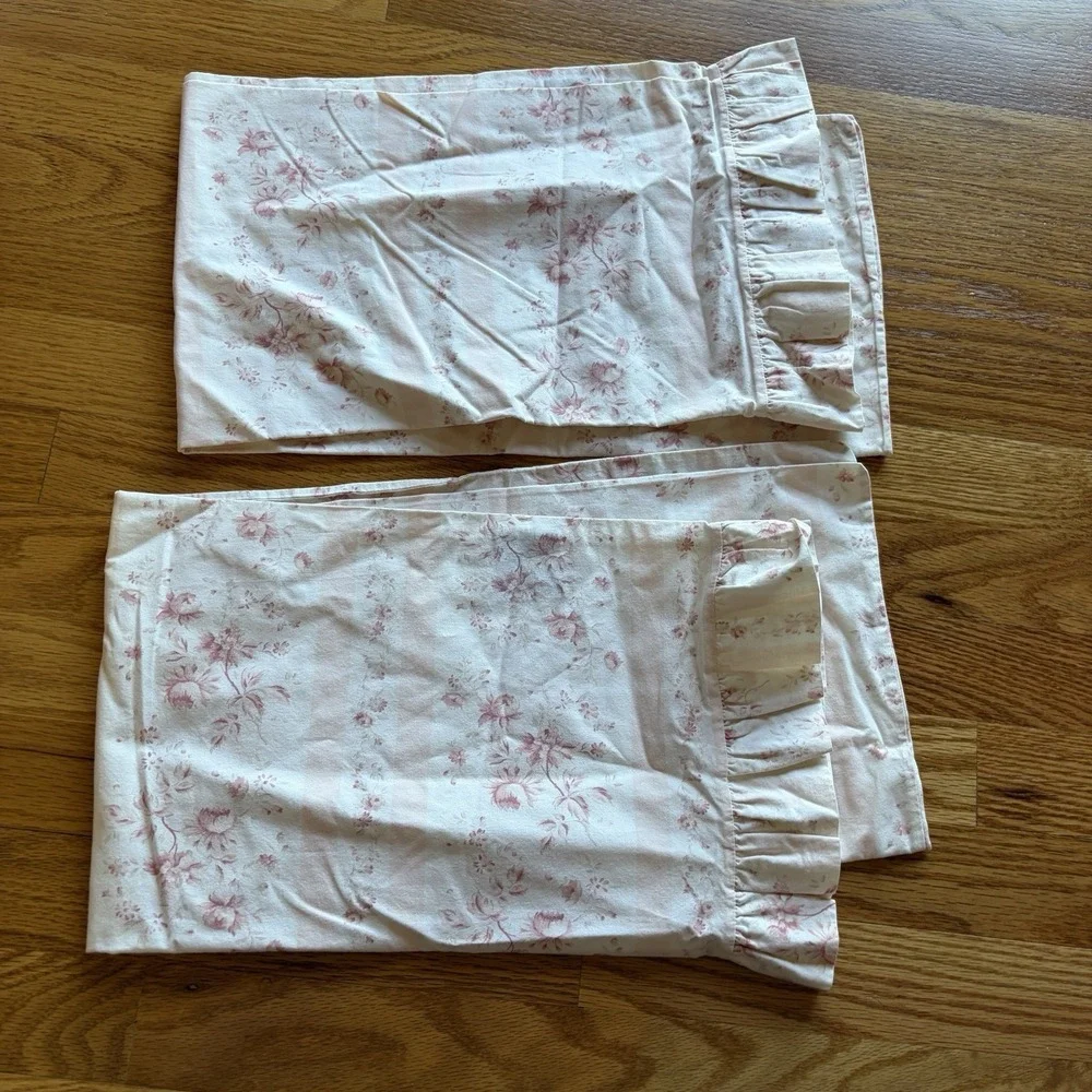 2 Ralph Lauren Floral Heartland Stripe Pink Standard Pillowcases Ruffle Country